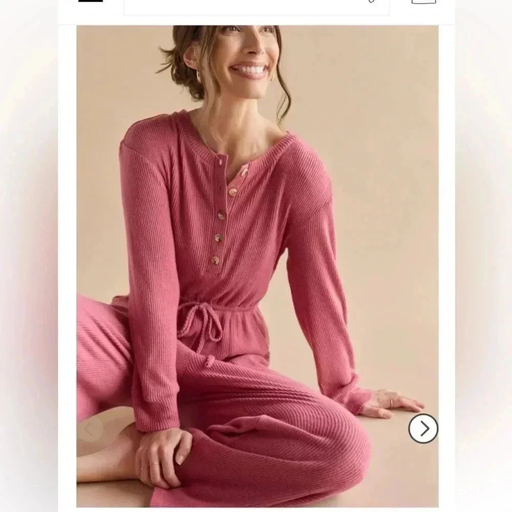 FRANCESCA’S Evelins BUTTON FRONT JUMPSUIT